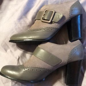 White mountain 7 1/2 gray booties.